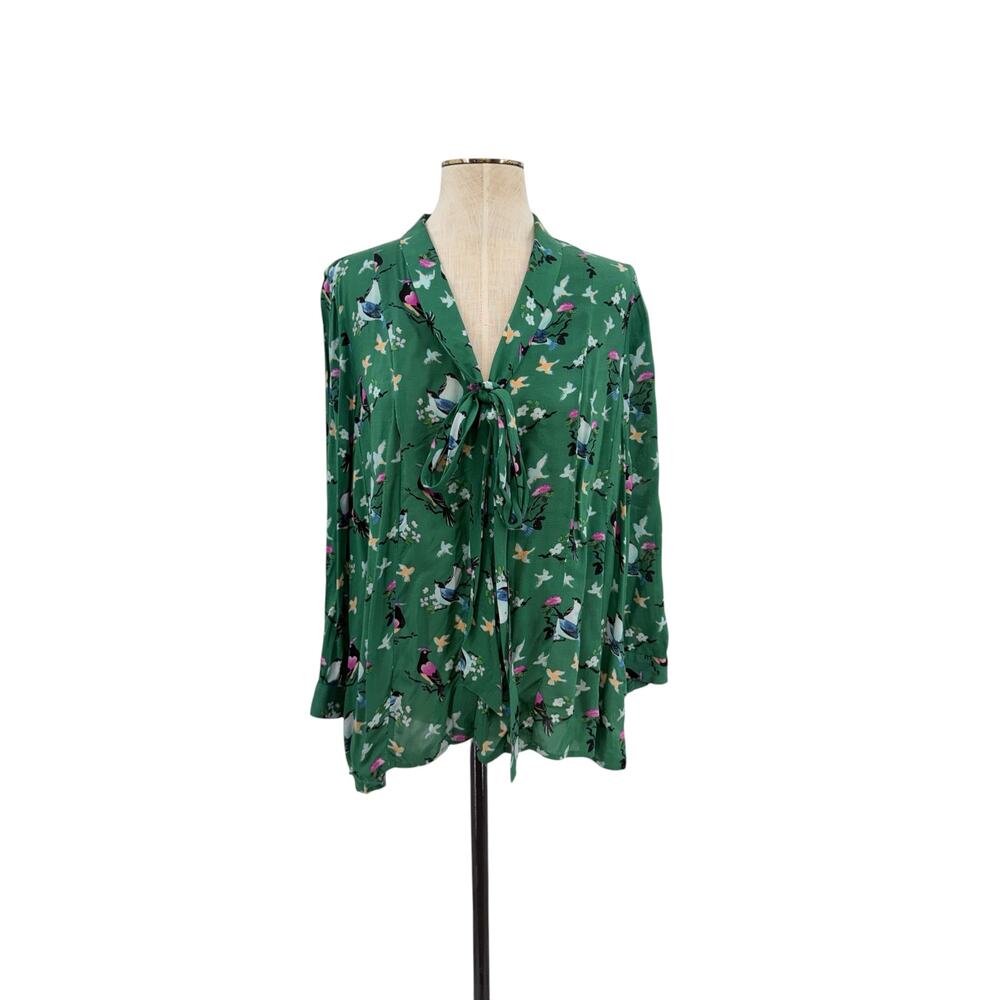 Anthropologie 20 of 52 Conversations Bird Print Tie Neck Blouse Green Size 12 - Picture 2 of 11